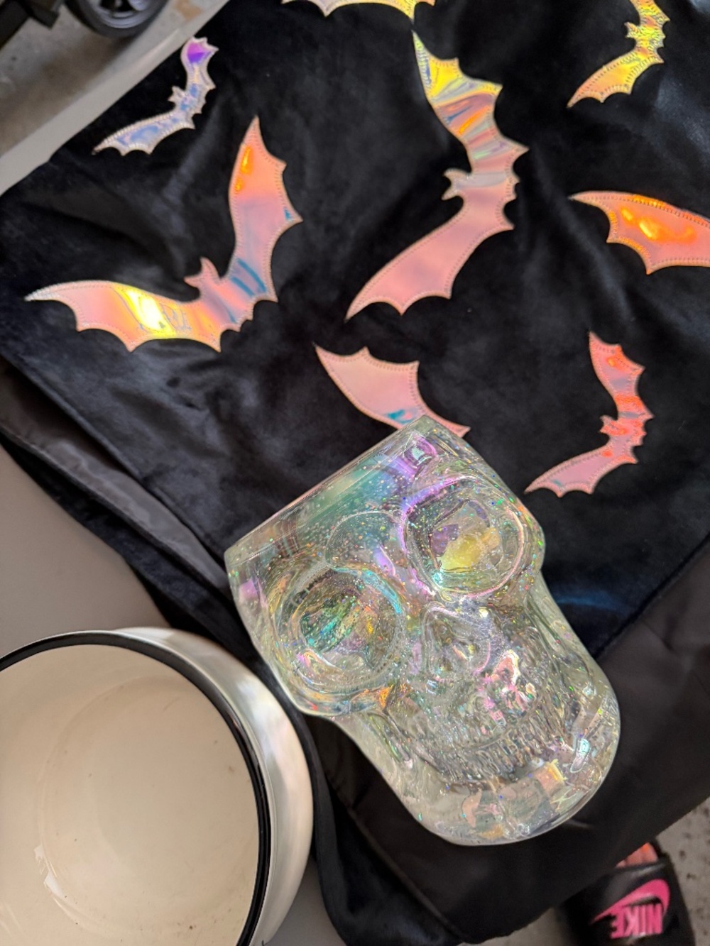 Bath and body works skull candle holder